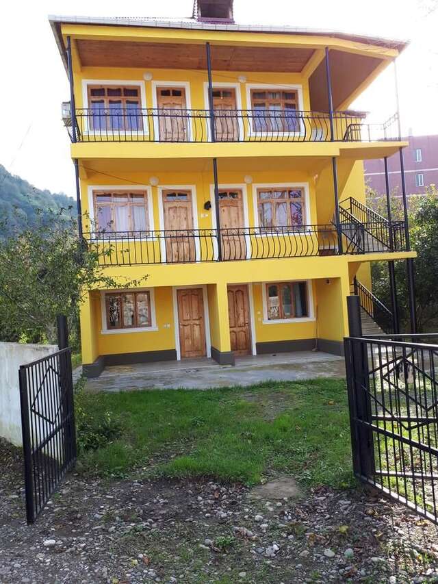 Гостевой дом Guest house LIA Батуми-3
